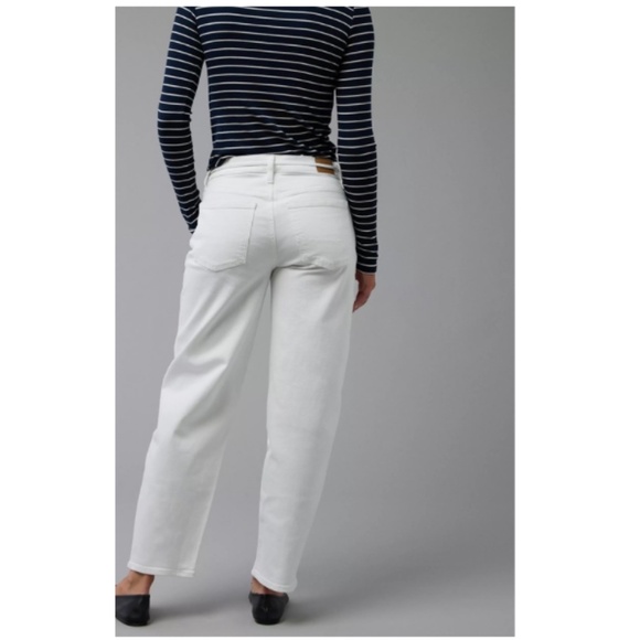 American Eagle Stretch Barrel Jean (NWT) - Picture 2 of 4